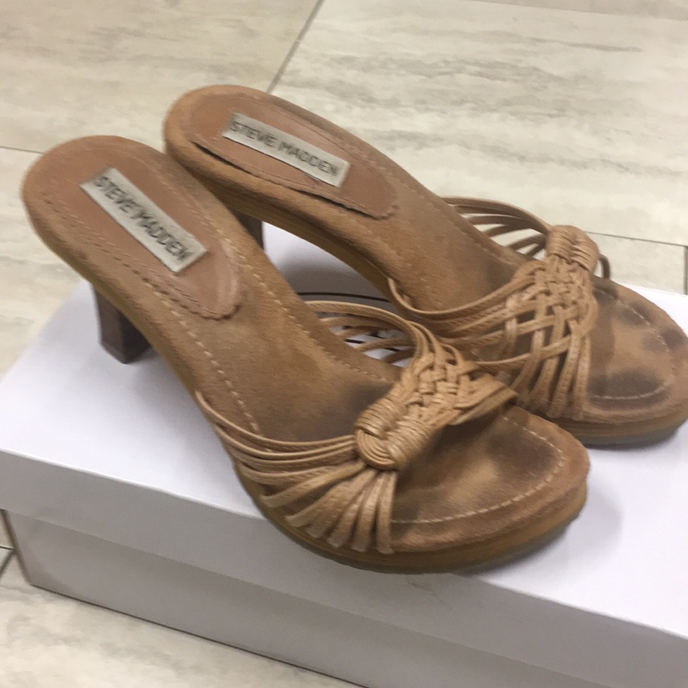Steve Madden Sandals!